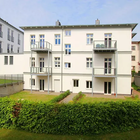 Erika 3 Apartment *